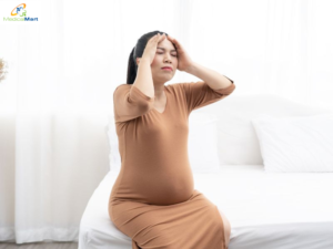 Mách bạn 8 mẹo dân gian hạ sốt cho bà bầu an toàn, hiệu quả Mẹ bầu bị sốt