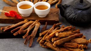 Nên uống hồng sâm vào lúc nào? Cách dùng đúng để phát huy tối đa công dụng Nên uống hồng sâm vào buổi sáng sau khi ăn nhẹ và buổi chiều trước 15h