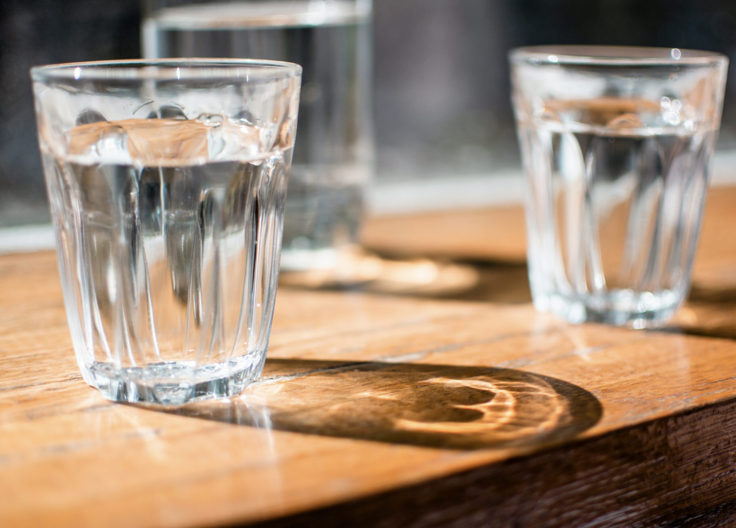 uống gì để trị thâm quầng mắt