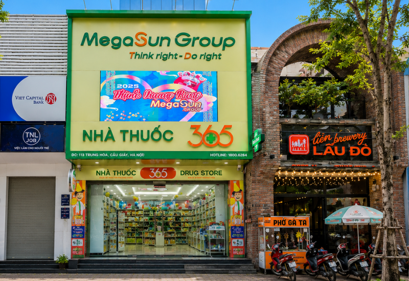 Nhà thuốc 365