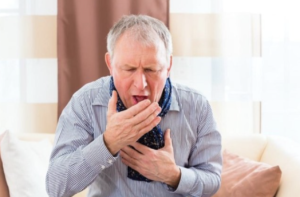 Người Cao Tuổi Bị Ho Kéo Dài Sau Cúm: Nguyên Nhân, Cách Chăm Sóc Và Dấu Hiệu Cần Đi Viện nguoi-cao-tuoi-bi-ho-keo-dai-sau-cum (1)